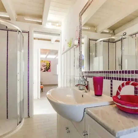 Apartment Pais House *
